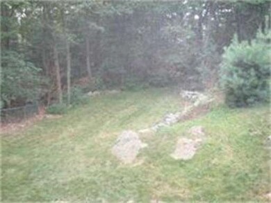 12 Hickory Hill Rd, Wakefield, MA 01880 - photo 3