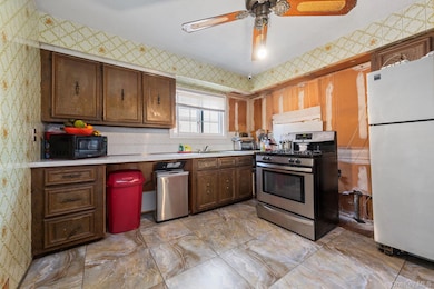 40-25 221st St, Bayside, NY 11361 - photo 7