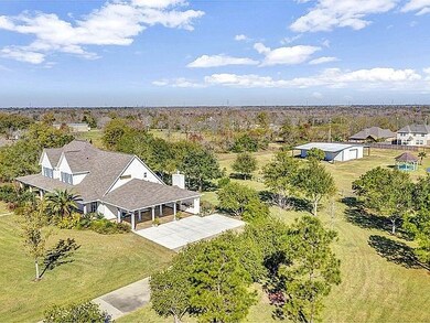 1300 Plantation Dr, Alvin, TX 77511 - photo 6