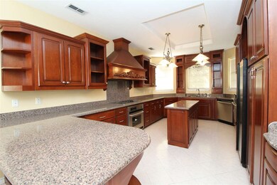 Beautiful granite counter tops and stainless steel