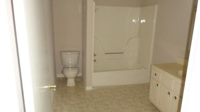 203 W Taylor St, Manchester, TN 37355 - photo 5