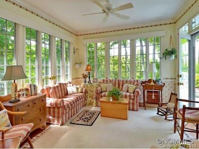 DELIGHTFUL SUNROOM OFF KIT.