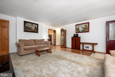 1048 Springhill Way, Gambrills, MD 21054 - photo 7