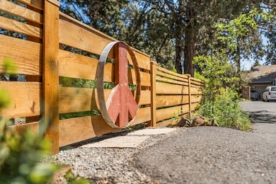 61157 Benham Rd, Bend, OR 97702 - photo 3