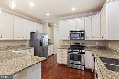 2719 Amber Crest Rd, Hanover, MD 21076 - photo 3