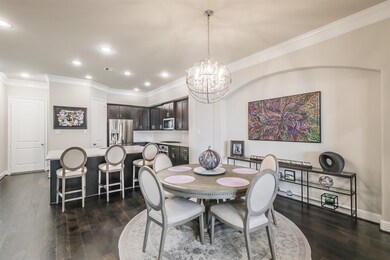 541 W 25th St, Houston, TX 77008 - photo 6