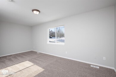 10-Bedroom 1 20200322-DW-2299-Edit