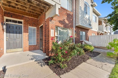 23046 Fairlane Blvd unit 7, Woodhaven, MI 48183 - photo 2