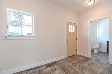 8 Powderhorn Ln unit C, Wilmington, VT 05363 - photo 4