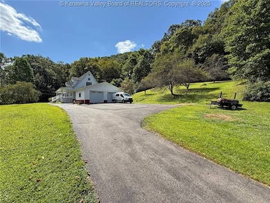 23836 Pond Fork Rd, Bob White, WV 25028 - photo 2