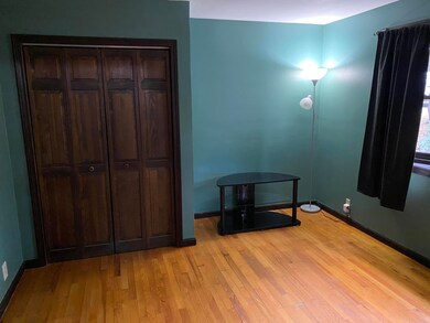 front bed Rm
