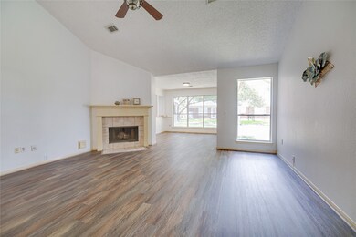 3908 Greenwood Dr, Pearland, TX 77584 - photo 5