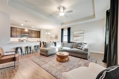 1374 Greenfield Dr, Gainesville, TX 76240 - photo 6