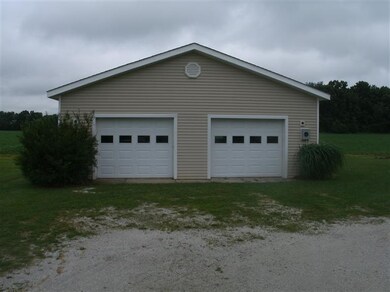 4353 E 400 S, La Porte, IN 46350 - photo 7