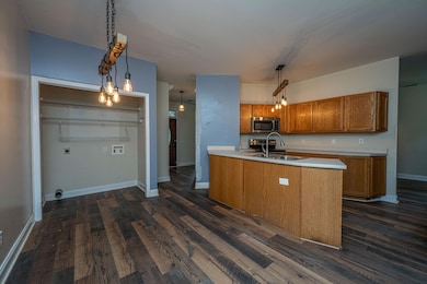 162CharlesBGibsonBlvd012