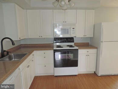 225 Lily Ct, Hagerstown, MD 21740 - photo 5