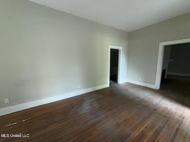 217 E Center St, Canton, MS 39046 - photo 3