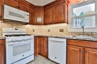 14 Rolling Ridge Rd, Londonderry, NH 03053 - photo 4