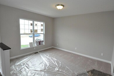 [L427_Z5]COLU_WFP_427_dining_room