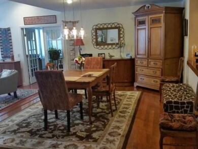 97 Walden Pond Dr, Nashua, NH 03064 - photo 3