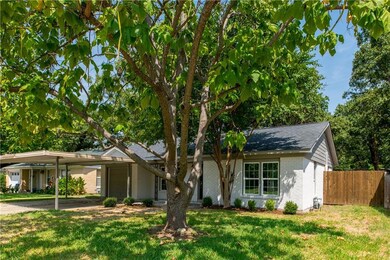 New 30 yr roof, low-e vinyl windows, electrical pa