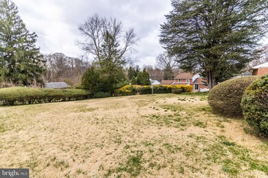 4950 Jackson Dr, Brookhaven, PA 19015 - photo 4