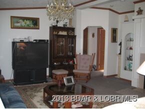 Living rm with fireplace