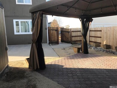 8786 Sunset Breeze Dr, Reno, NV 89506 - photo 7