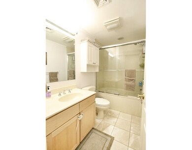 396 Norfolk St unit 2, Cambridge, MA 02139 - photo 5