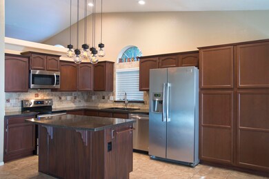 681 W Fairview St, Chandler, AZ 85225 - photo 2