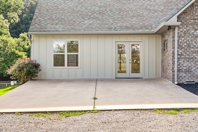 1012 Spring Creek Rd, Chapmansboro, TN 37035 - photo 7