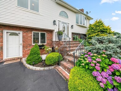 189 Rogers St, South Dartmouth, MA 02748 - photo 3