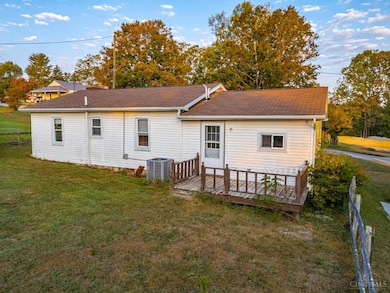 64 2nd St, Peebles, OH 45660 - photo 6