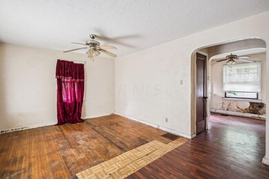 3-web-or-mls-1686-e-kossuth-st
