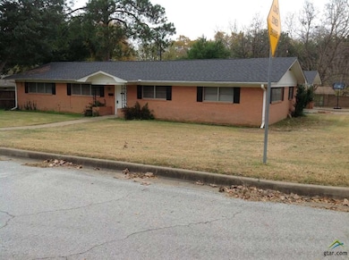 636 Whittle St, Tyler, TX 75701 - photo 2