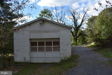 311 Jefferson St, Hagerstown, MD 21740 - photo 5