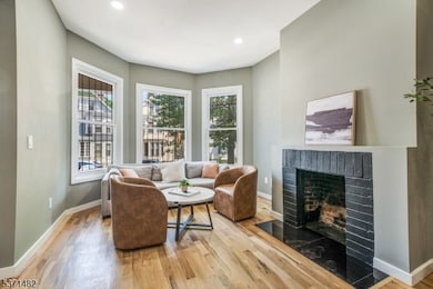 235 S 7th St, Newark, NJ 07103 - photo 4