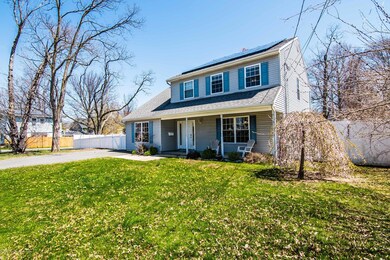 1004 Shore Rd