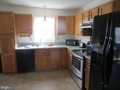 115 Indian Hills Rd, Locust Grove, VA 22508 - photo 5