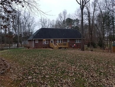 130 Wildflower Ln, Statesville, NC 28625 - photo 4