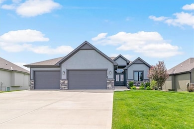 18808 Deer Run St, Spring Hill, KS 66083 - photo 4