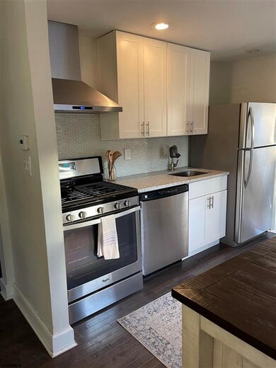 610 Massachusetts Ave, Somers Point, NJ 08244 - photo 4