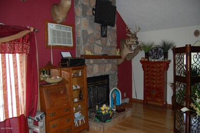 124 Center Trail, Hawley, PA 18428 - photo 7