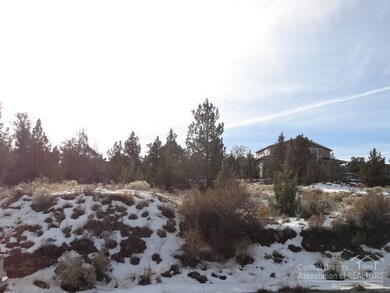 3570 SW Salmon Ave, Redmond, OR 97756 - photo 5