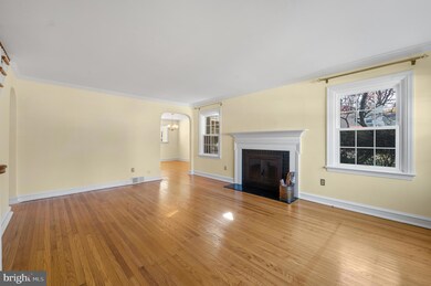 310 Henry Ln, Wallingford, PA 19086 - photo 3