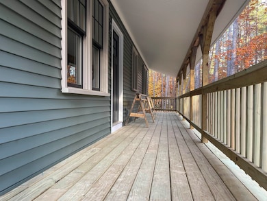 ENTER THE HOUSE THROUGH THIS WONDERFUL FRONT PIRCH, PERFECT FOR RELAXING ANYTIME OF THE DAY OR NIGHT