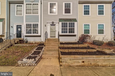 13968 Big Yankee Ln, Centreville, VA 20121 - photo 2