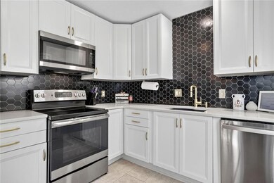 8538 Goodman St, Overland Park, KS 66212 - photo 7