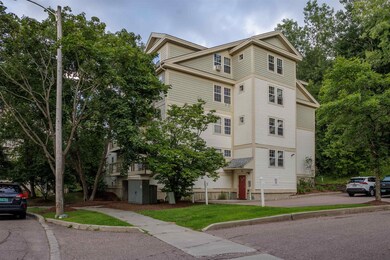 209 Hildred Dr, Burlington, VT 05401 - photo 2