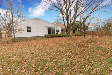 1440 Cedar St Niles Yard 8